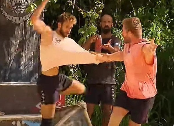1. Survivor'da büyük bir kavga yaşandı. Görseli