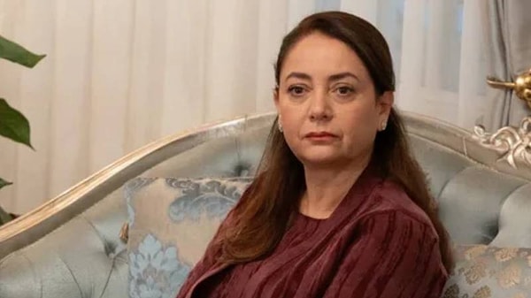 Show TV’nin reyting rekortmeni dizisi Kızılcık Şerbeti, yayınlandığı ilk bölümden bu yana büyük bir ilgiyle takip ediliyor. Görseli