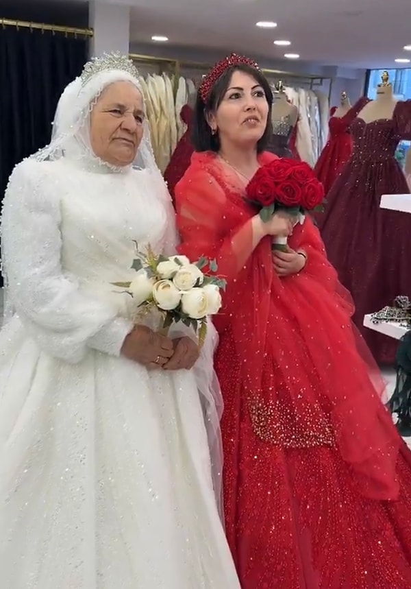 Paylaşım sosyal medyada kısa sürede ilgi gördü. Görseli