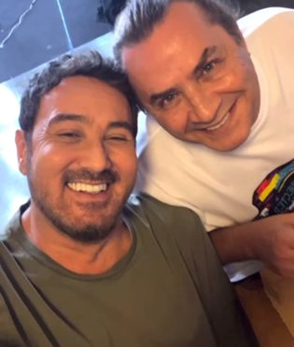 52 yaşında vefat eden sanatçının yakın arkadaşı Armağan Çağlayan, sosyal medyadan duygu dolu bir paylaşım yaparak arkadaşına veda etmişti. Görseli