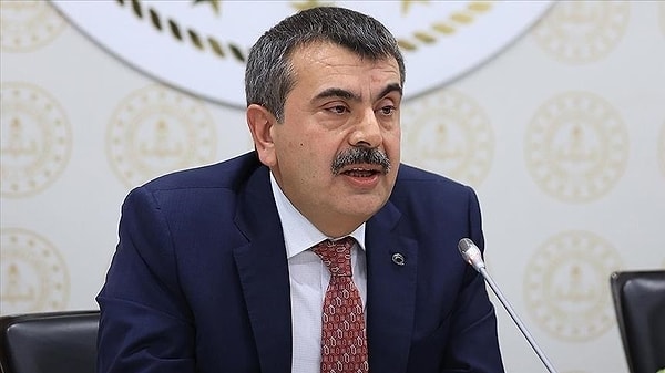 Milli Eğitim Bakanı Yusuf Tekin’in 4+4+4 şeklinde zorunlu olan eğitim sistemi ile ilgili açıklaması gündem olmuştu.