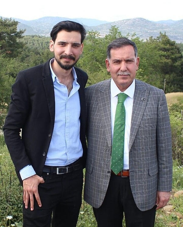 Gazeteci Alican Uludağ'ın haberine göre, AKP Adana milletvekili Ahmet Zenbilci'nin oğlu T.Z., uyuşturucu ticareti yapmak suçlamasıyla geçtiğimiz yıl tutuklandı. Görseli