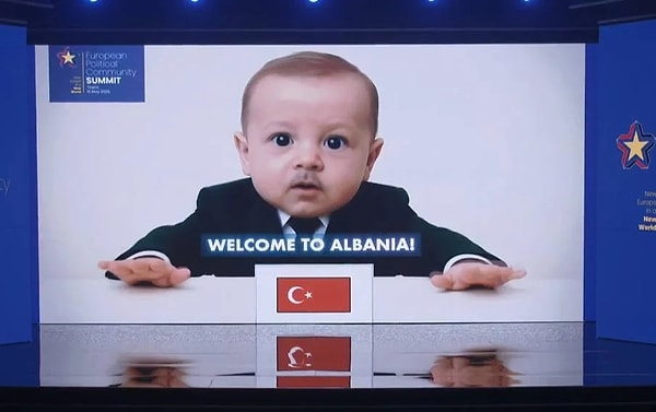 Yapay zekayla üretilmiş bebek Erdoğan, Macron, Von der Leyen ve Meloni kendi dillerinde "Arnavutluk'a hoş geldiniz" dedi. Görseli