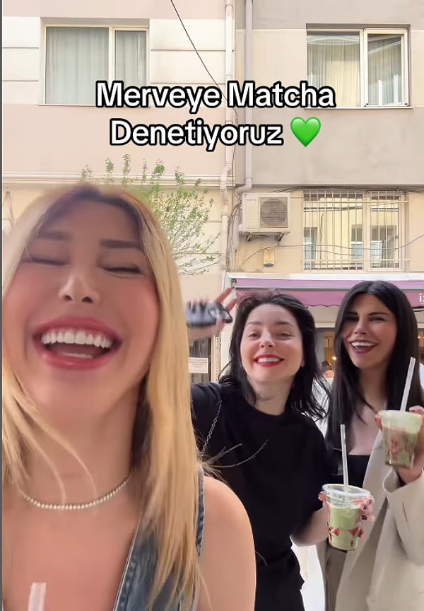 Sık sık farklı ünlü isimlerle birlikte gördüğümüz Arya Bektaş, bu sefer de Merve Boluğur'u radarına aldı. Ve Boluğur'un hayatındaki bir ilke imza atıldı.