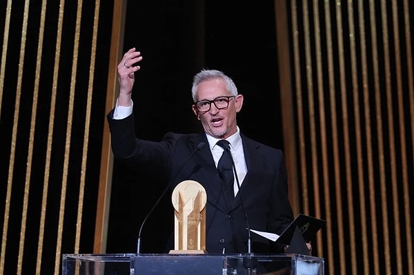 İngiliz futbolunun efsane ismi Gary Lineker, BBC’nin en yüksek maaşlı yorumcusu olarak biliniyor. Görseli