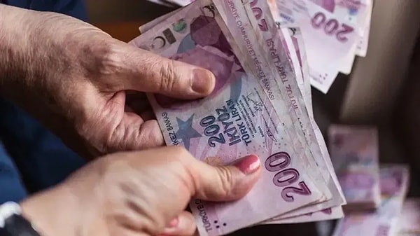 1 Milyon Kişiye Erken Emeklilik Fırsatı: Bağ-Kur’lu Esnafın Prim Gün Sayısı SSK ile Eşitlenecek 1 Milyonlarca emekli adayının beklediği düzenlemede son aşamaya gelindi.