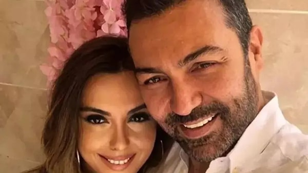 Annesinin sağlık durumu kötüleştiğinden bu yana sık sık hastaneden paylaşım yapan Aslı Hünel, takipçilerini bilgilendirirken aynı zamanda duygularını da içtenlikle aktarıyordu. Görseli
