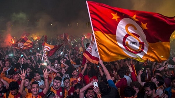 Ürün satışından büyük gelir.
