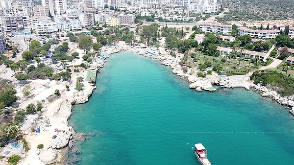 Yapraklı Bay