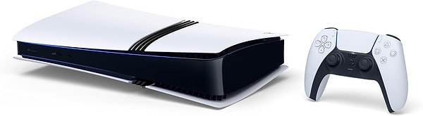 İster tek başına bir hikâyeye dal, ister arkadaşlarınla arenaya atıl, PS5 Pro her anı daha akıcı, daha net ve daha etkileyici yaşatmak için hazır bekliyor. Yeni nesil grafik gücü, hız ve detay tutkunları için “işte bu!” dedirten bir deneyim vaat ediyor.