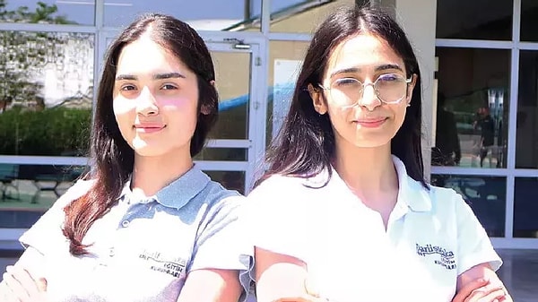 ''Yaz okuluna katıldığımda Darüşşafaka'yla çok benzer yanları olduğunu gördüm. Ancak teknolojiyi kullanma noktasında hem okulumun hem de ülkemizin daha ileride olduğunu fark ettim'' diyen Defne Aslan sözlerine şöyle devam etti: