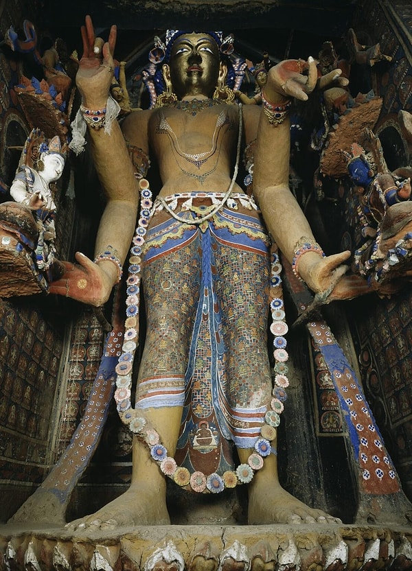15. Bodhisattva Manjushri'nin muazzam heykeli