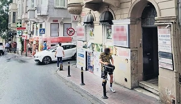Çetenin lideriyle birlikte iki kişi firar etti.