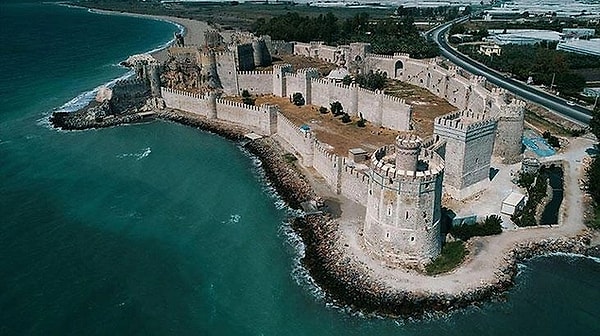 2. Mamure Castle