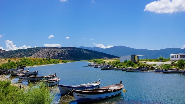 How to get to Lake Bafa?