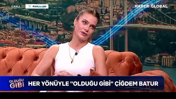 "Gülmemek için kendini kastım"
