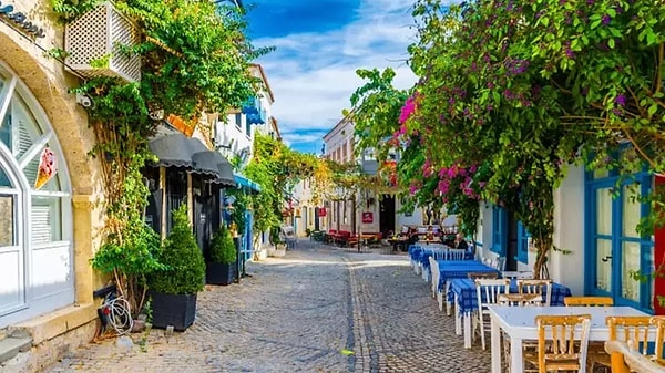 Alaçatı'da Bütçenize Göre Otel Seçenekleri