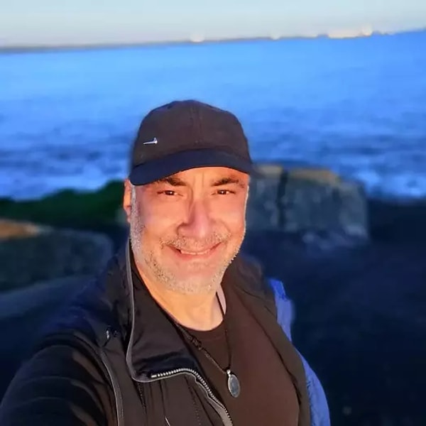 Mehmet Serdar Suluhkaya hastaneye kaldırıldı ancak yapılan tüm müdahalelere rağmen kurtarılamadı. Görseli