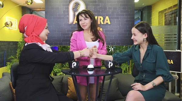 En çok korktuğu şeyin ise çocukken kendi gölgesi olduğunu gülerek paylaştı.