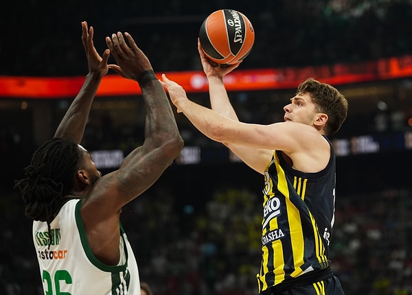 Fenerbahçe finale çıktı. Görseli