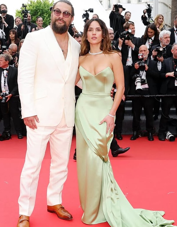 Jason Momoa e Adria Arjona