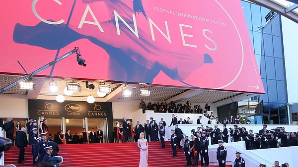 Dünyanın en önemli ve gözde film festivallerinden biri olan Cannes Film Festivali, ilk kez 1946 yılında Fransa’nın büyüleyici sahil kenti Cannes’da gerçekleşmişti. Görseli