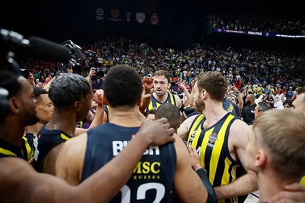 Fenerbahçe Beko, geçtiğimiz saatlerde EuroLeague Şampiyonu oldu! Görseli