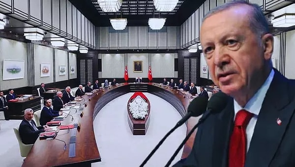 Cumhurbaşkan Erdoğan, yerel seçimlerden sonra Kabine değişikliğinin mesajlarını vermişti.
