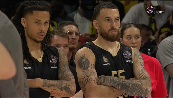 Mike James finallerde Fenerbahçe'yi geçemiyor