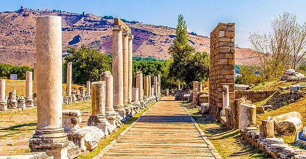 This is where Galenos, the renowned physician and philosopher of the time, lived.