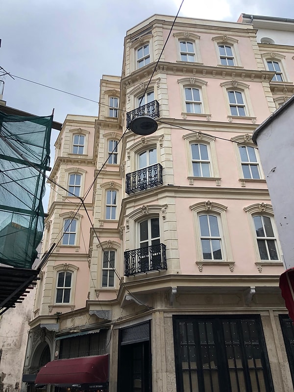 15. Barnathan Apartment