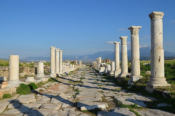 4. Ancient City of Laodikeia (Denizli)