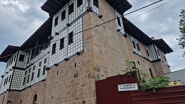 8. Çakıroğlu İsmail Ağa Mansion – Trabzon
