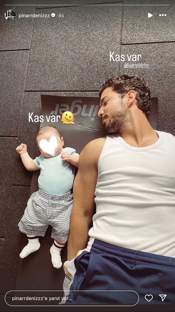Pınar Deniz, geçtiğimiz saatlerde ise Instagram hikayesiyle aramıza geri döndü! İki aylık miniği Fikret Hakan'la babasının pozunu paylaştı.