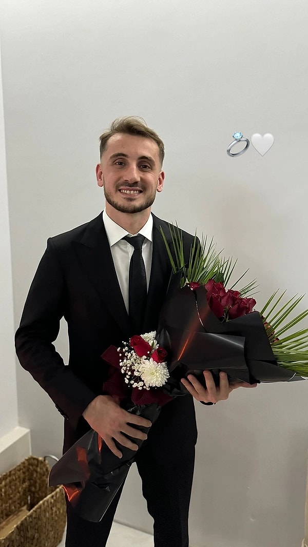 A Milli Takım'da da çıkışını sürdüren Kerem Aktürkoğlu, geçtiğimiz aralık ayında evlilik yolunda ilk adımını atmıştı. Görseli