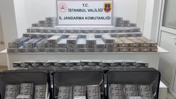 İçişleri Bakanı Ali Yerlikaya büyük operasyonu sosyal medyadan duyurdu. Görseli