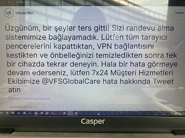 Bir diğer kuruluş VFS Global ise başvuranların şikayetiyle karşılaşıyor.