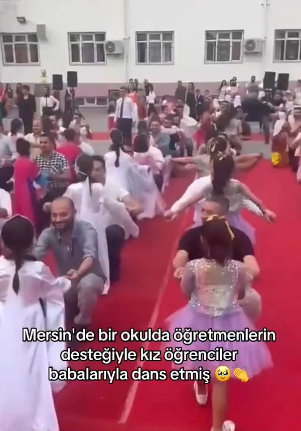 O anlar, @ogretmenlerhane adlı TikTok sayfasından paylaşıldı.