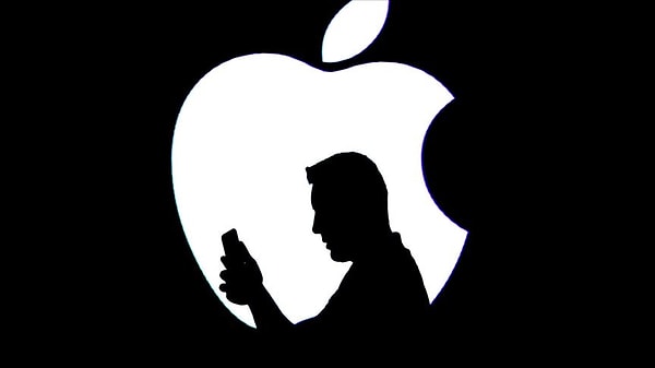 Veri uzmanları güncellemenin telefonlara hemen yüklenmesi gerektiğinin altını çiziyor. Görseli