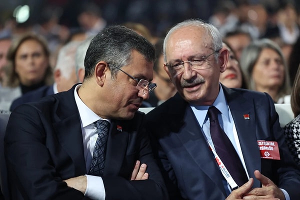 Özgür Özel’in Kemal Kılıçdaroğlu’nun mağlup ederek CHP’nin başına geçtiği kurultay ile ilgili gelişmeler devam ediyor.