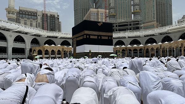 1,5 milyona yakın hacı adayı Arabistan’da!