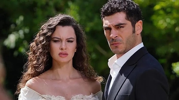 7. Su Burcu Yazgı Coşkun'dan Bir Gece Masalı'na veda paylaşımı geldi.