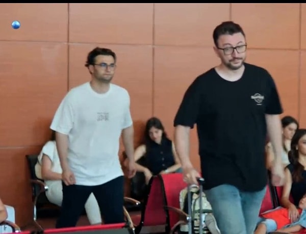 Reyting rekorları kıran Uzak Şehir dün akşam (2 Haziran) sezon finali bölümüyle ekranlara yine damgasını vurdu. Görseli