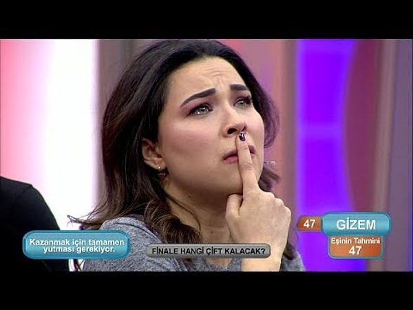 Yarışmacıların en zorlandığı oyunlardan acı biber yeme oyununda "O biberler gerçekten acı mı?" sorusunu ele alan Ayrık, buna bir açıklık getirdi. Görseli