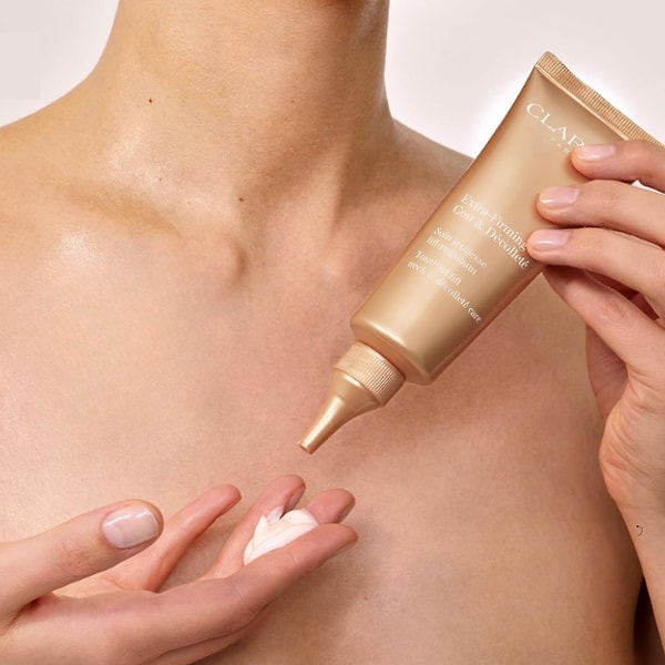 Clarins Extra-Firming Neck & Decollete Kremi