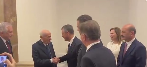 Bugün TBMM başkanlık seçimi için Meclis koridorları hareketliydi.