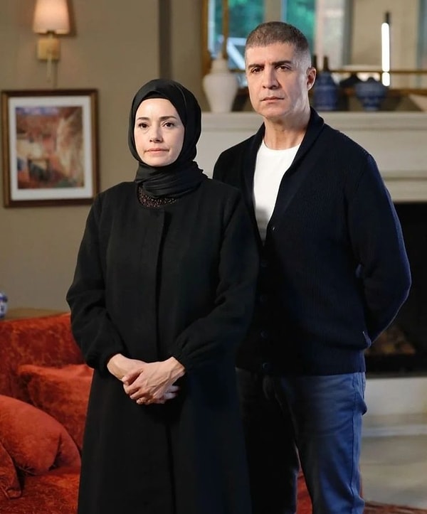 NOW TV'nin güçlü yapımlarından biri olan Kızıl Goncalar 2. sezonuyla final yapmıştı. Görseli