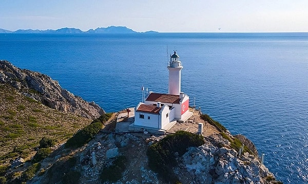 14. Deveboynu Lighthouse – Muğla