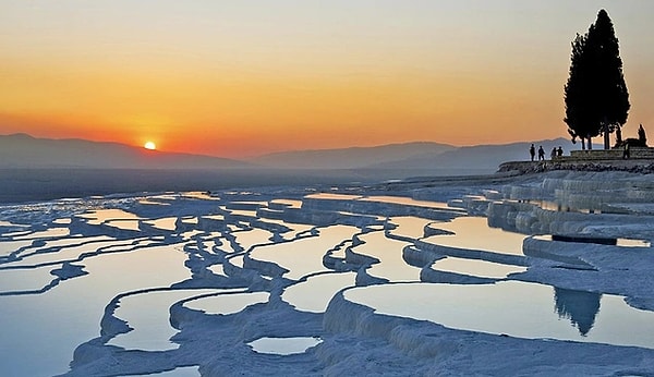 4. Pamukkale Travertines – Denizli