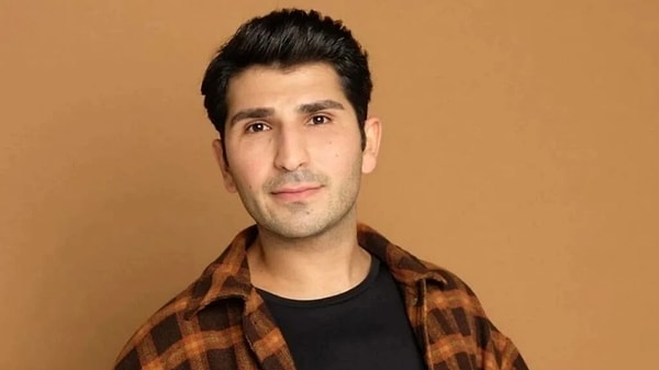 Sibel Arna'nın YouTube programına konuk olan Evliya Aykan, Fatih Artman ile anısını anlattı. Görseli